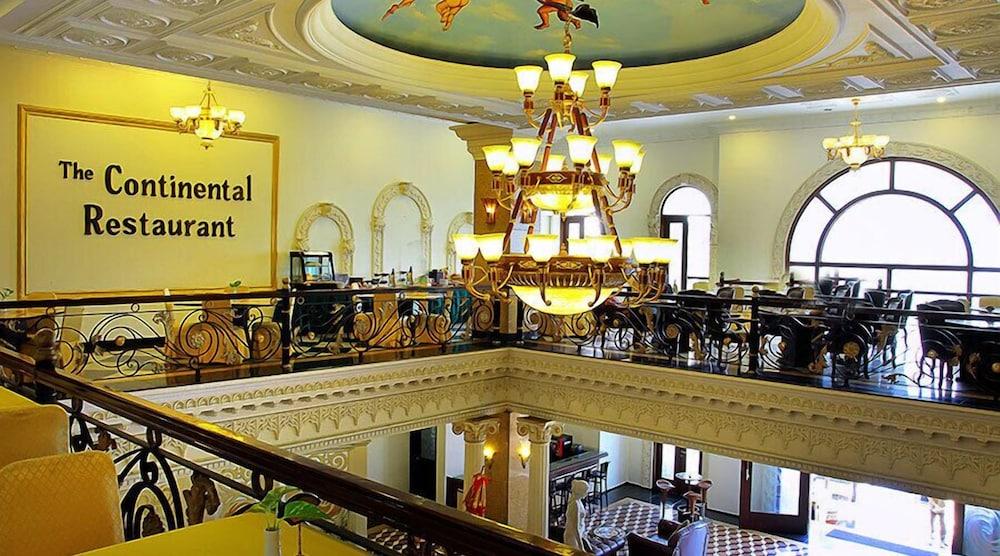The Grand Palace Hotel Malang Exterior foto